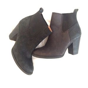 Lucky brand black booties