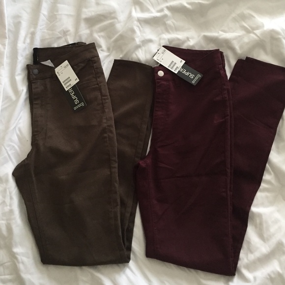 Two pairs of high waist super stretch skinny pants
