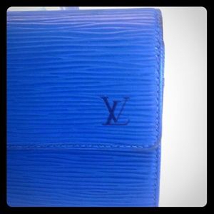 Blue Louis Vuitton Epi Portefeuille Sarah Wallet