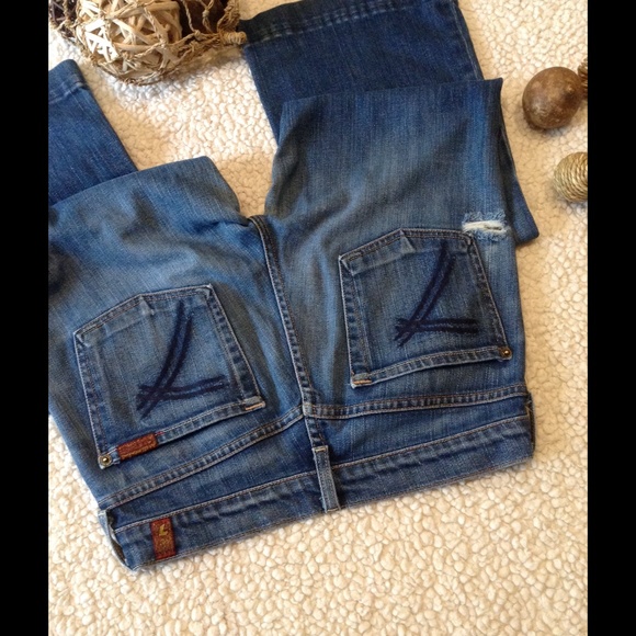 7 FOR ALL MANKIND Dojo SZ 28 Jeans Distressed - Picture 2 of 6