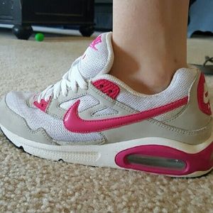 Women's Nike Air Max gym shoes