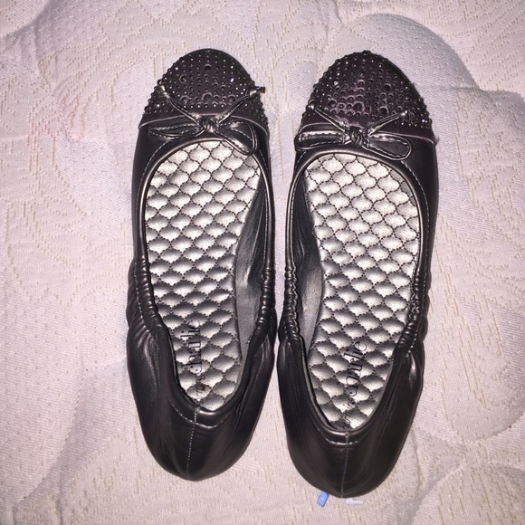 Gray/Silver ballet flat