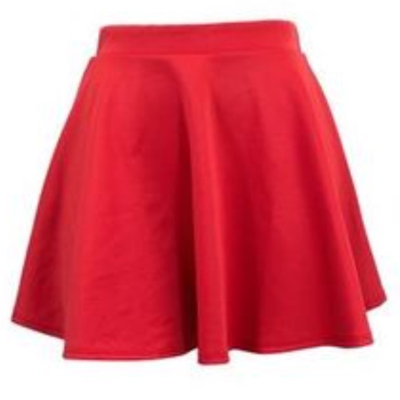 Body Central Red Skater Skirt - Picture 2 of 3