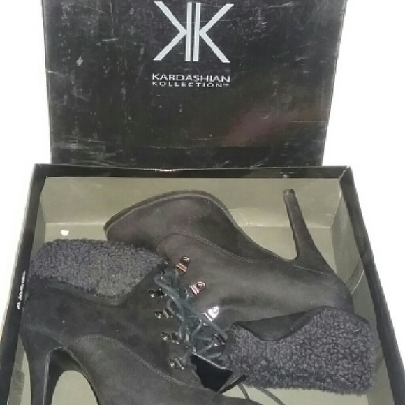 🎉💕SEXY ANKLE BOOTIES💕🎉 - Picture 2 of 4