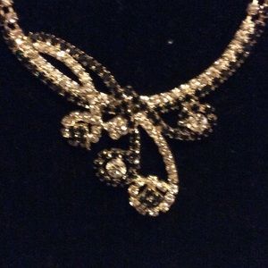 Gorgeous emerald green & clear crystal necklace