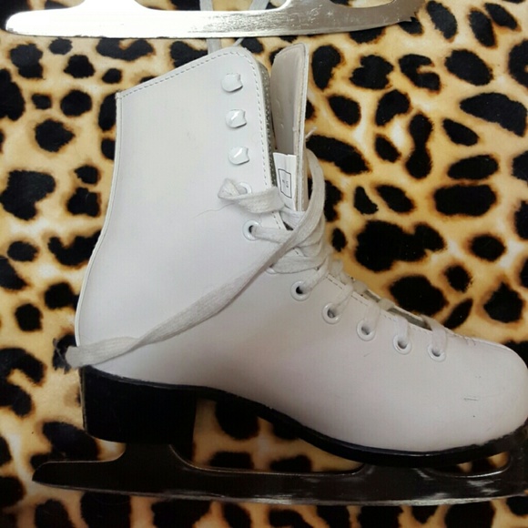 Girls ice skates