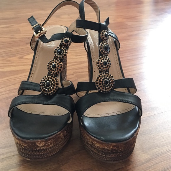 Black wedges - Picture 2 of 4