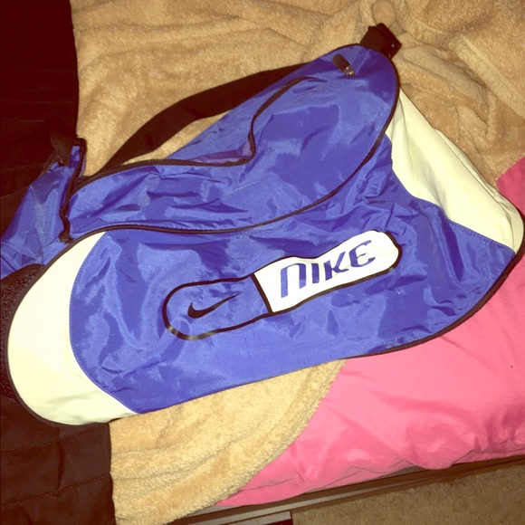 Blue nike duffle bag