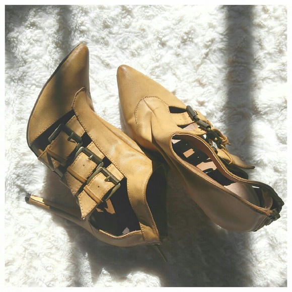 ⚡Summer SALE🔥 Heeled Booties with cutouts