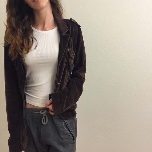 🔴 UO brown soft velvet jacket