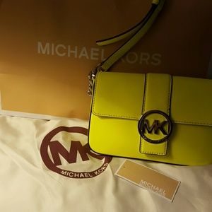 NWT Michael Kors crossbody bag.