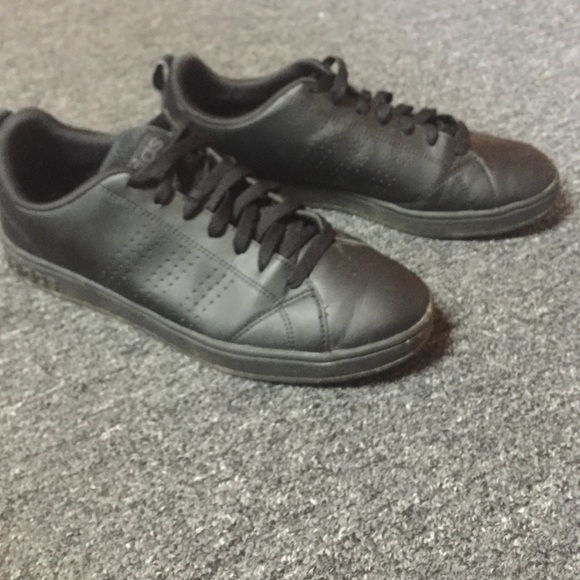 all black adidas neo