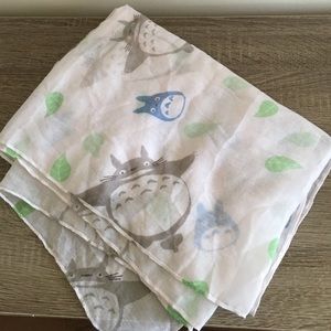 Hot Topic Totoro Skarf