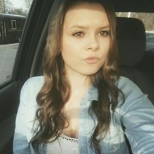 Meet your Posher, Lindsey