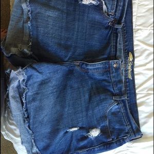 Old navy boyfriend shorts