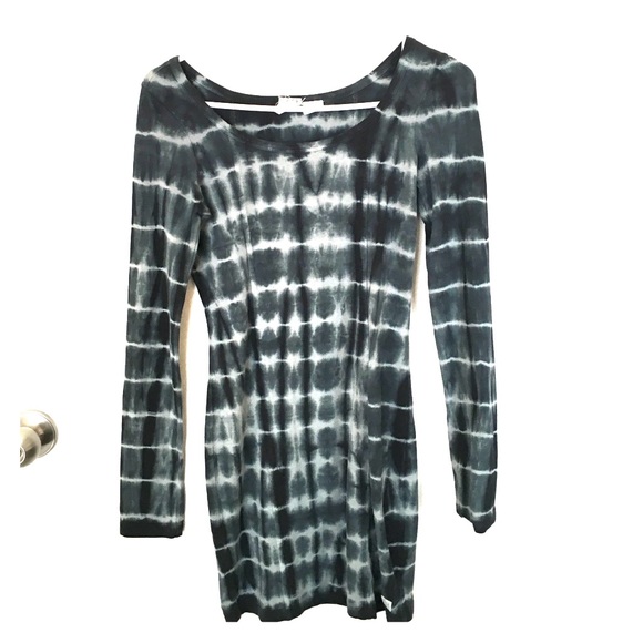 Billabong long sleeve dress.