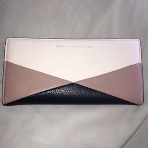 New Marc by Marc Jacobs wallet!!