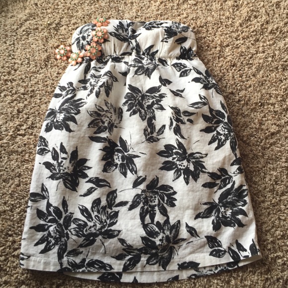 Strapless Off White Linen Dress with Floral Design