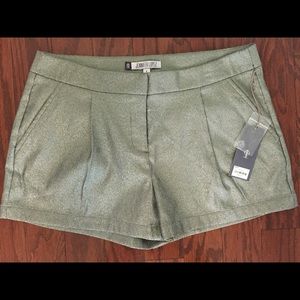 SOLD NWT Jennifer Lopez for Kohls