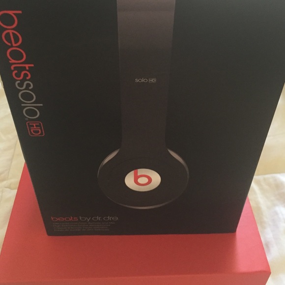 Beats solo HD - Picture 3 of 3