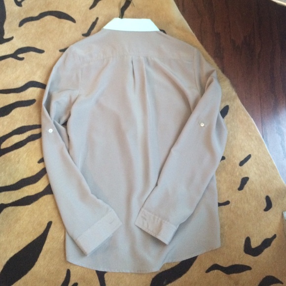 Spring Blouse👚💐🌷 - Picture 4 of 4