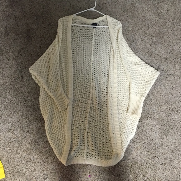American eagle sweater