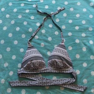 Victoria's Secret Halter Bikini Top 👙