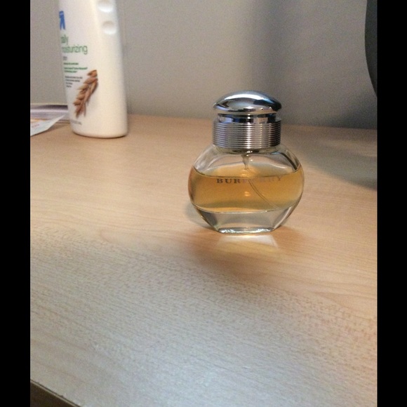 Burberry Eau de Parfum / Perfume