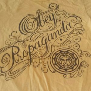 OBEY tee