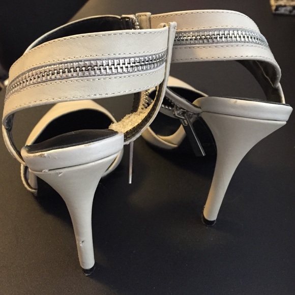 Nude Pointed Heels - Picture 3 of 3