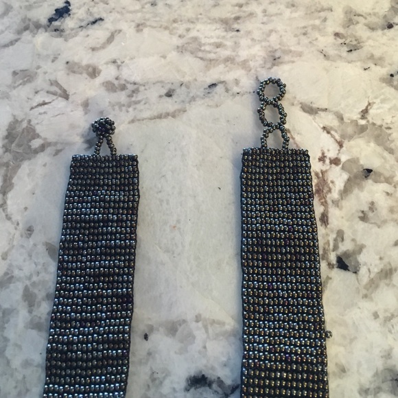 Beaded choker necklace . - Picture 2 of 2