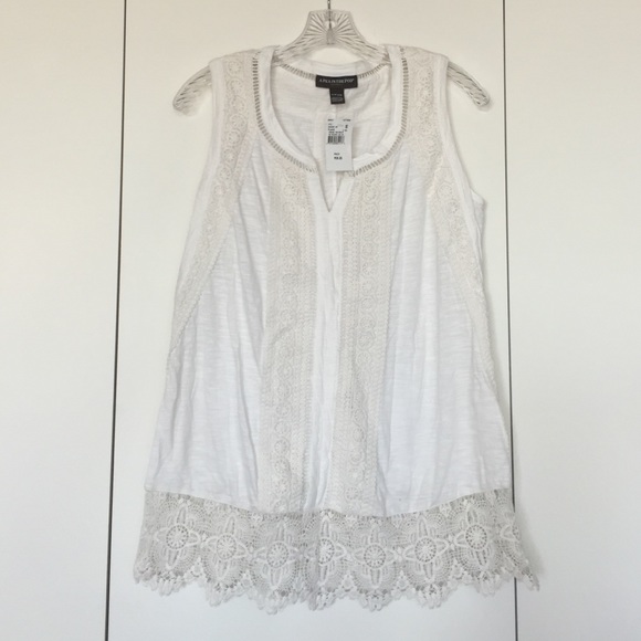 White lace maternity tank NWT