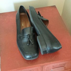 Naturalizer tassel loafers.