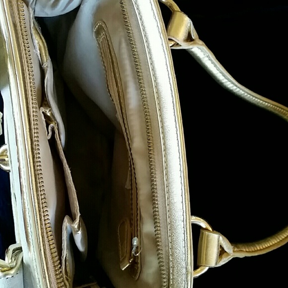 Handbag - Picture 3 of 3