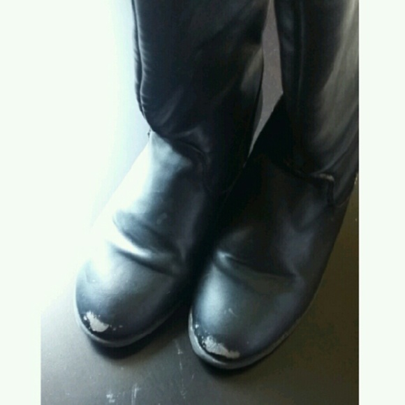 SOLD 12 Girls Knee high boots - Picture 3 of 4