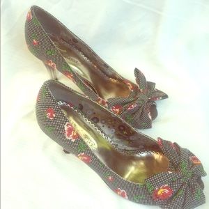 Poetic Licence London 3 1/2 inch heel