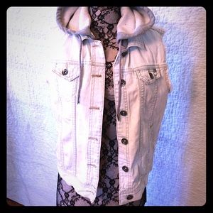 Hooded denim vest sz S Volcom