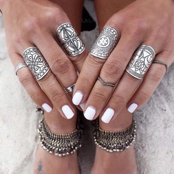Set of four rings
