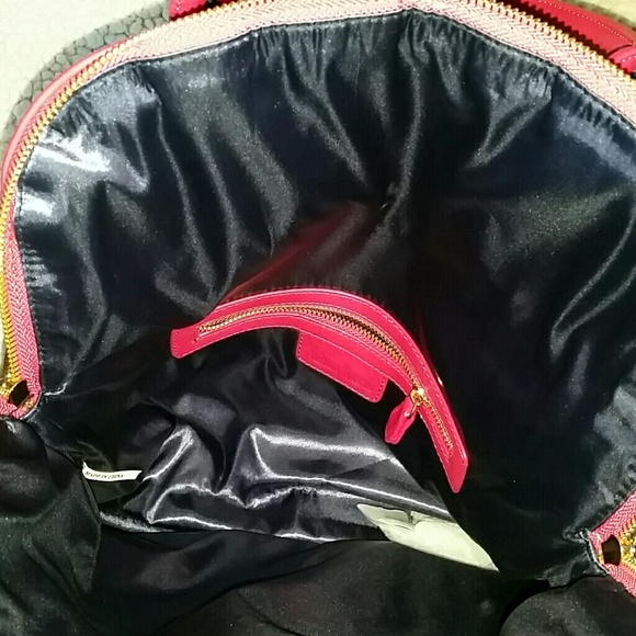 Handbag - Picture 2 of 2