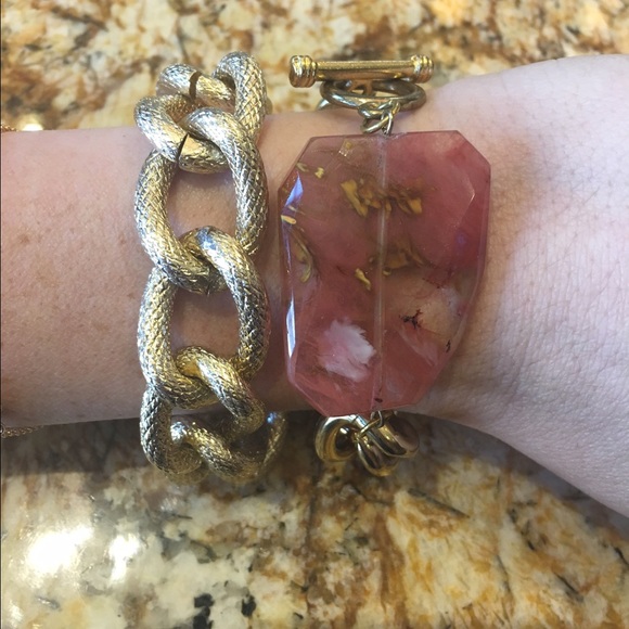 ✨Girly Girl HP✨ Multi Colored Stone Gold Bracelet