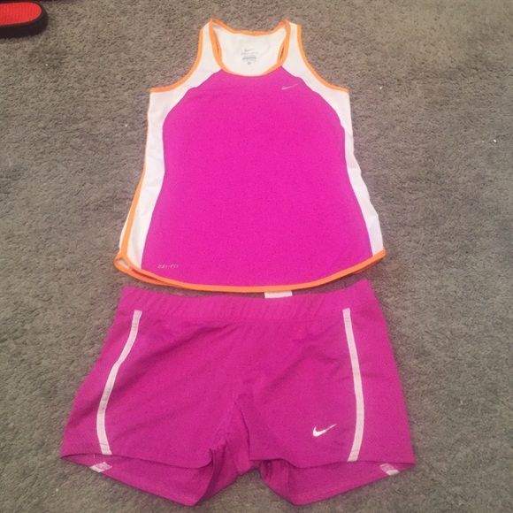 Nike track suit
