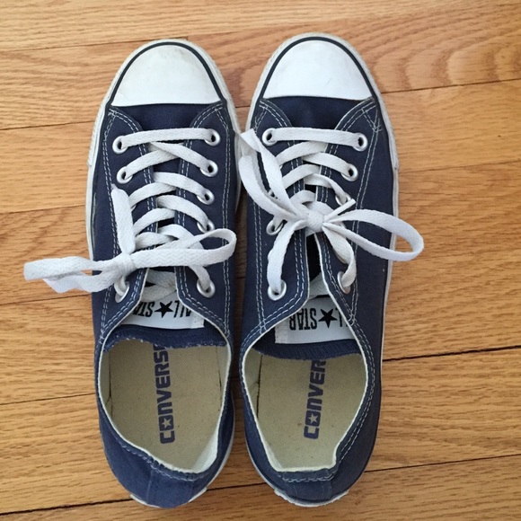 Blue Converse in Size 8
