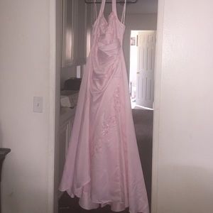 Light pink halter prom dress💗
