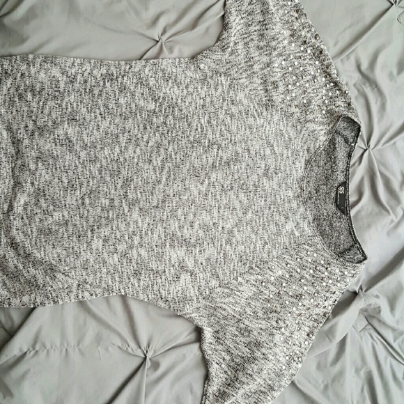 Lightweight Sweater - Picture 1 of 2