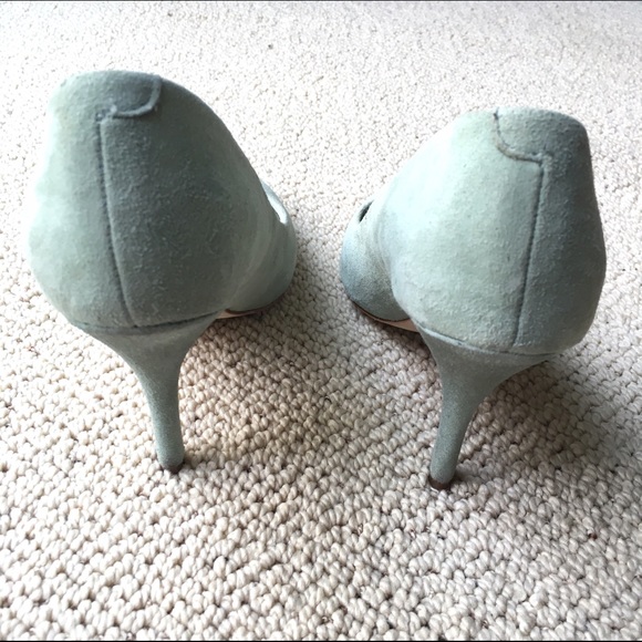 Dolce Vita Mint Suede Heels - Picture 4 of 4