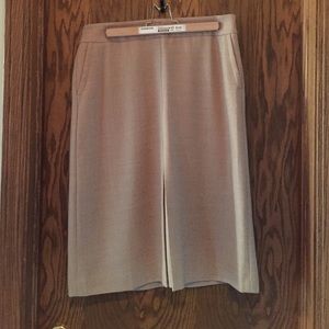 A-line wool skirt with front pleat