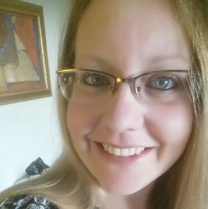 Meet your Posher, Christy