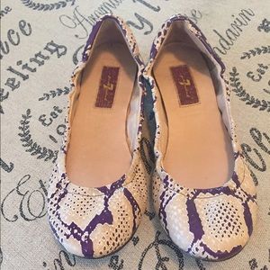 Super cute 7 for all mankind ballet flats.