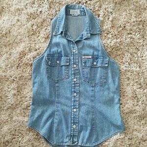 Guess sleeveless denim shirt