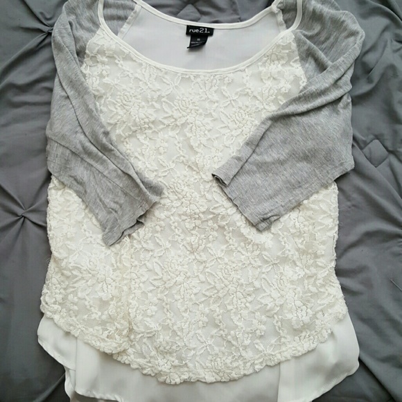 Rue 21 shirt